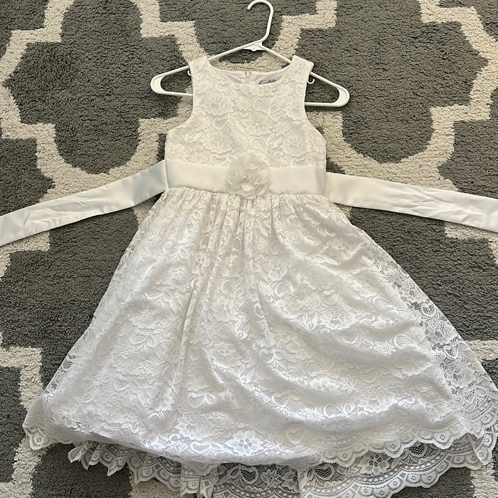 Ok condition, worn once, some small stains.